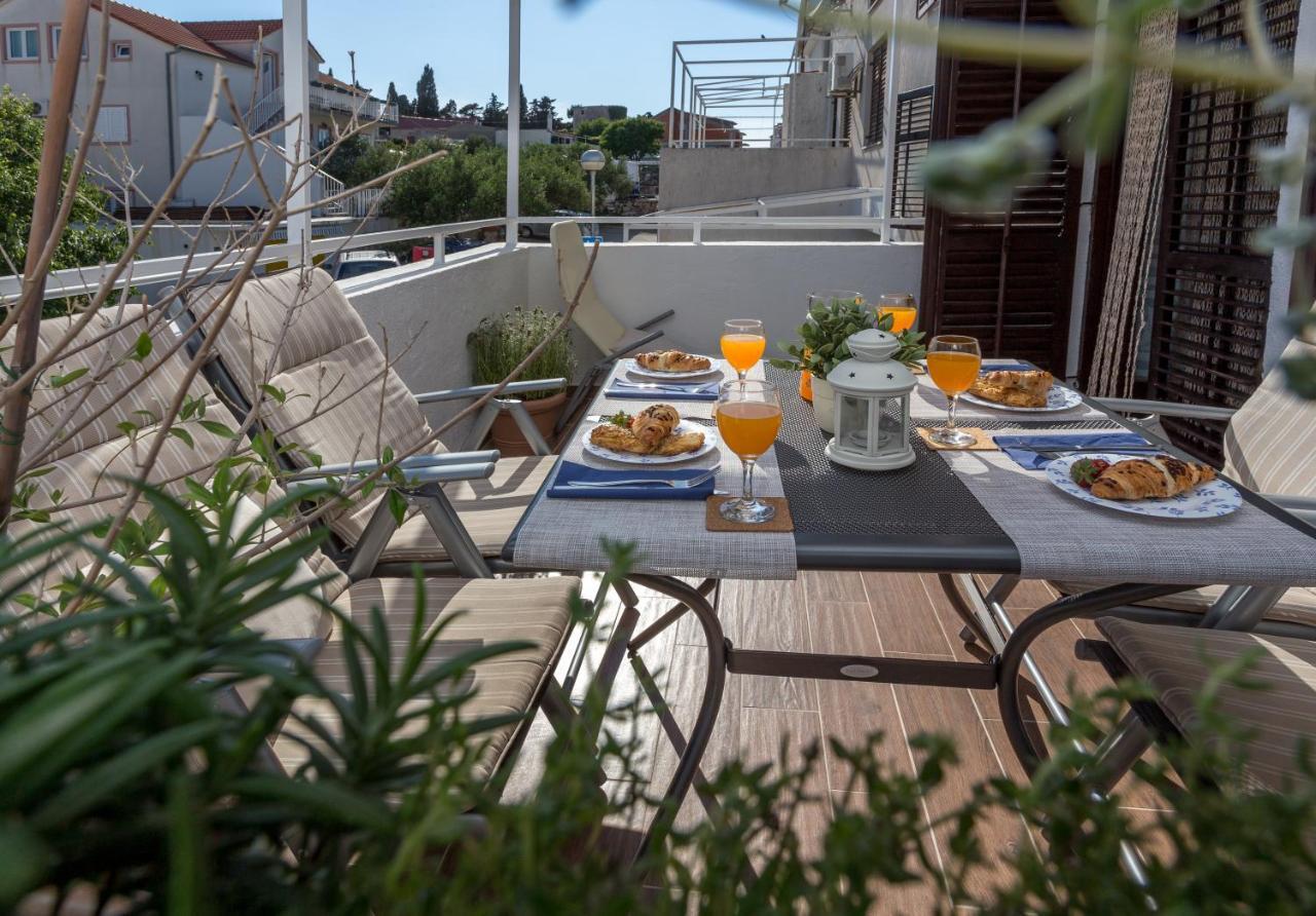 So Hvar So Good! Spacious With Terrace Daire Hvar Town Dış mekan fotoğraf